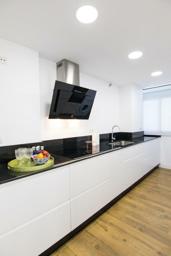 Homeforguest Stylish And Modern Apartment Overlooking Las Canteras Лас-Пальмас-де-Гран-Канария Экстерьер фото