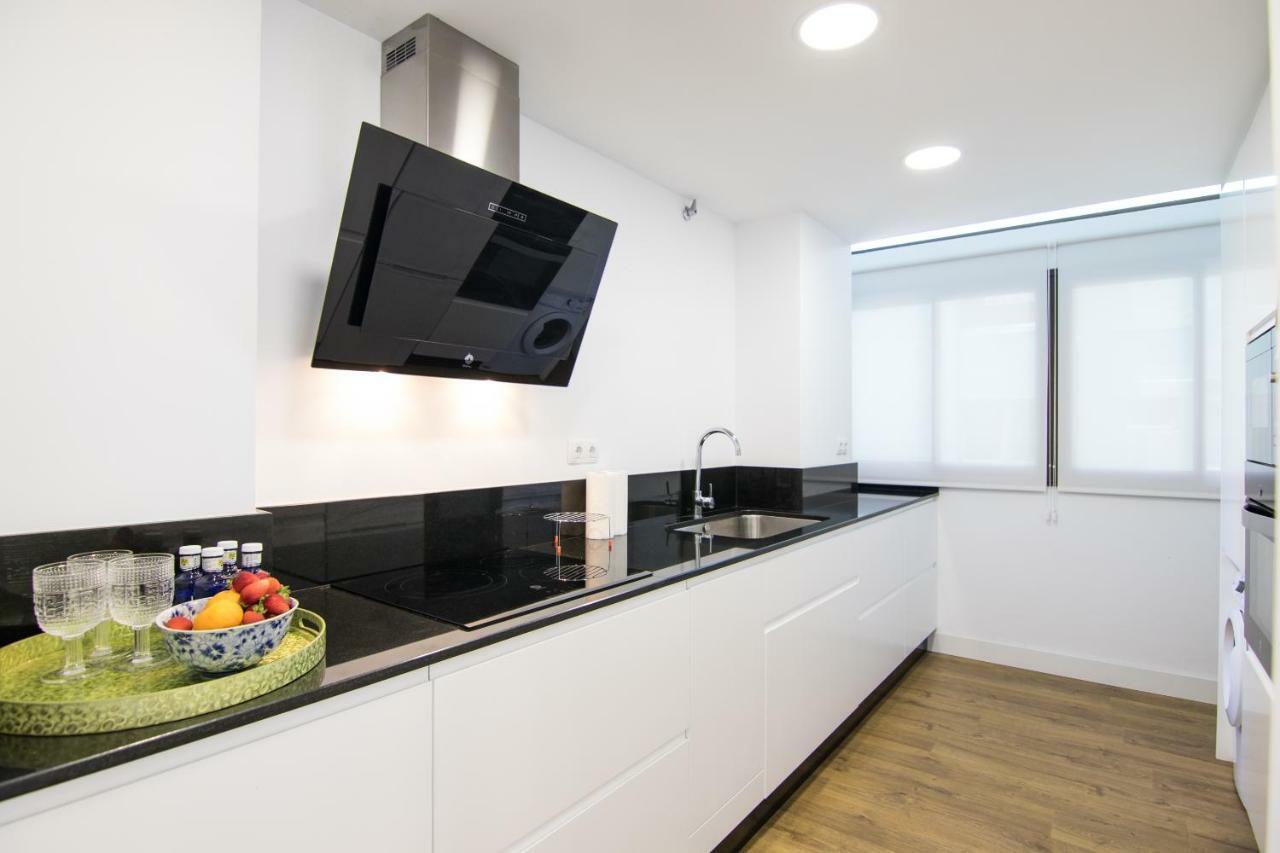 Homeforguest Stylish And Modern Apartment Overlooking Las Canteras Лас-Пальмас-де-Гран-Канария Экстерьер фото